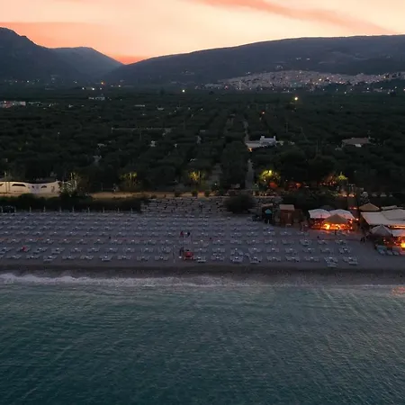 Holiday home Ulivo Mit Pool Und Privatstrand *