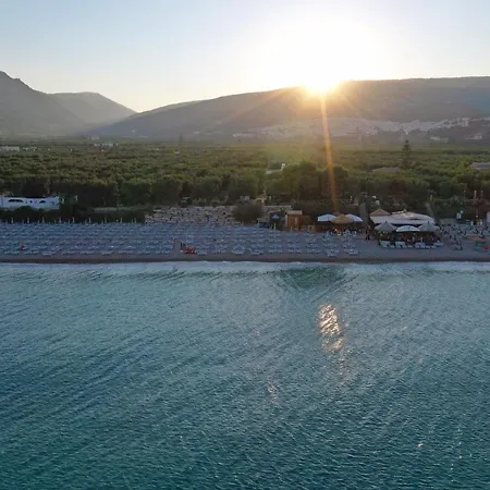 Ulivo Mit Pool Und Privatstrand Holiday home *