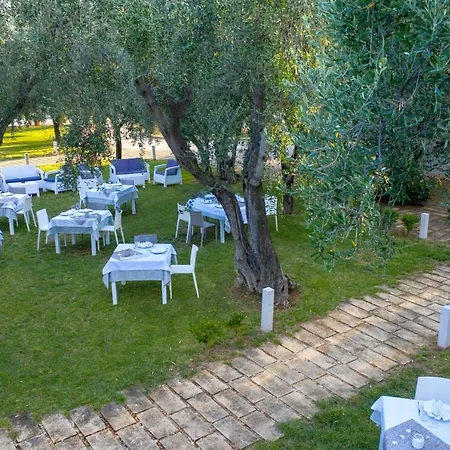 Ulivo Mit Pool Und Privatstrand Holiday home