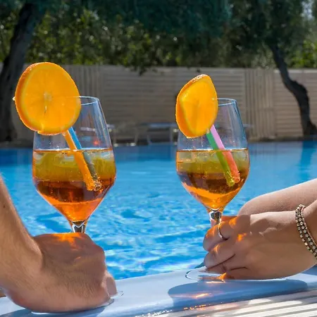 Holiday home Ulivo Mit Pool Und Privatstrand *
