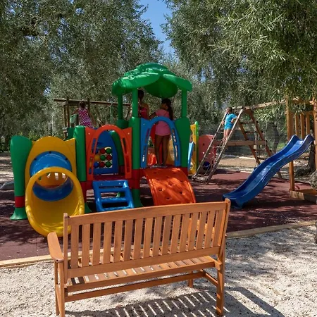 Holiday home Ulivo Mit Pool Und Privatstrand *